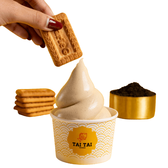 Freshly made soft serve and taiyaki at Tai Tai Creamery, Hyderabad