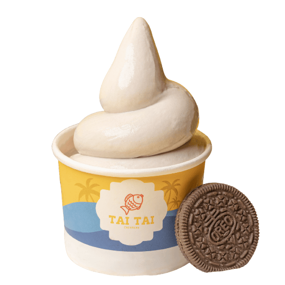 Freshly made soft serve and taiyaki at Tai Tai Creamery, Hyderabad