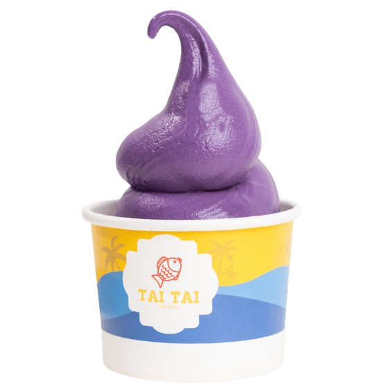 Freshly made soft serve and taiyaki at Tai Tai Creamery, Hyderabad